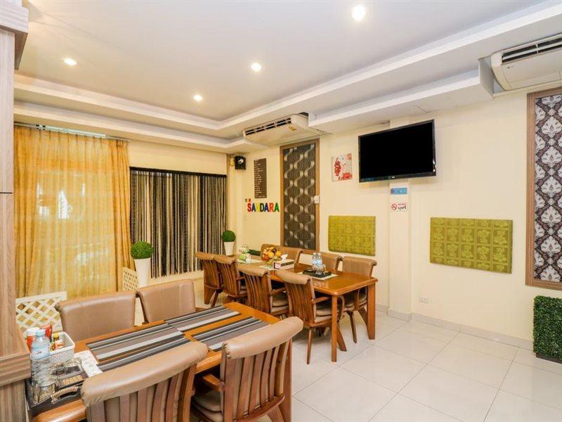 Oyo 146 Rivana Boutique By Sandara Pattaya Esterno foto