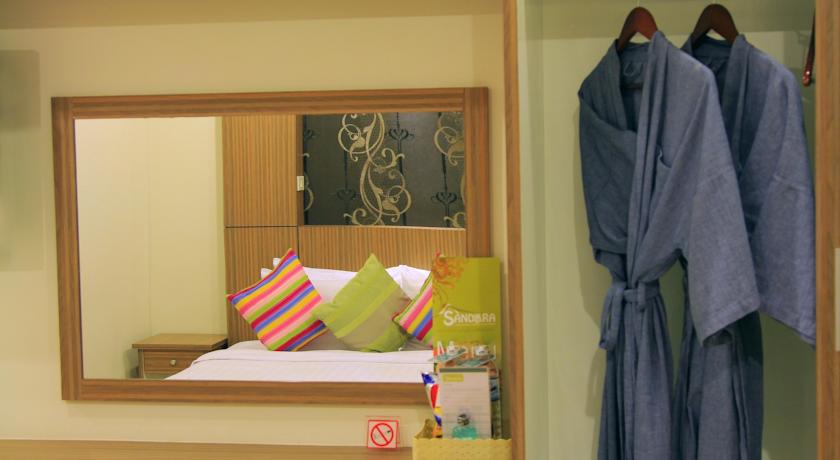 Oyo 146 Rivana Boutique By Sandara Pattaya Camera foto