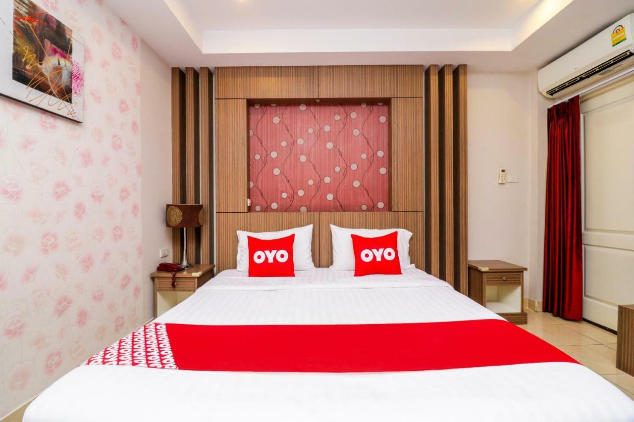 Oyo 146 Rivana Boutique By Sandara Pattaya Esterno foto