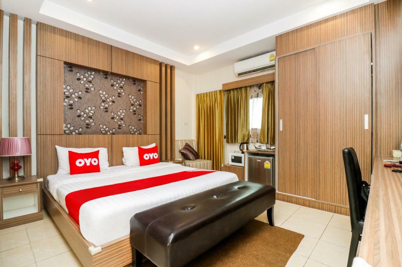 Oyo 146 Rivana Boutique By Sandara Pattaya Esterno foto
